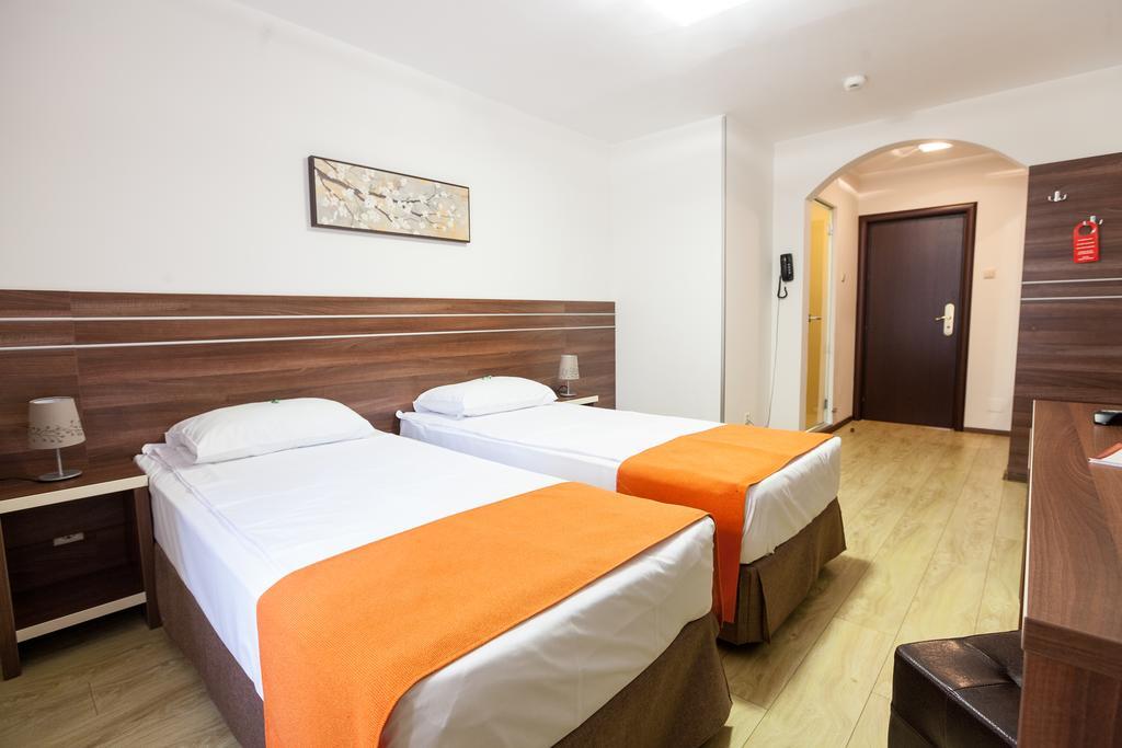 Citadella 3* Bucharest